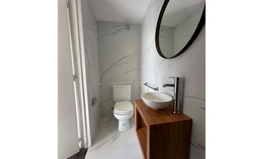 4 AMBIENTES A LA CALLE - BALCÓN Y COCHERA  - SAN LUIS 1700