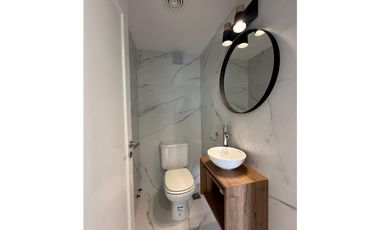 4 AMBIENTES A LA CALLE - BALCÓN Y COCHERA  - SAN LUIS 1700