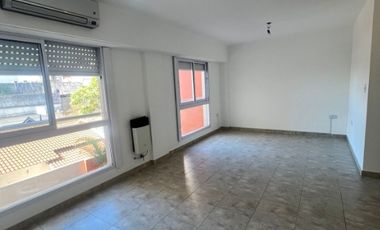 Departamento en alquiler en Moron Sur