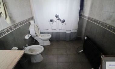 Casa en venta c/ cochera en 9 de Julio