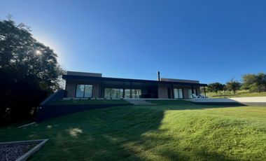 ALQUILER TEMPORAL - Casa Potrerillo de Larreta, Lote 9 Polígono 412