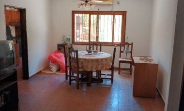Casa en venta en Quilmes Este