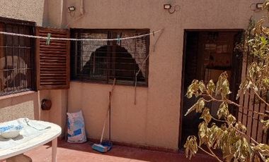 Casa en venta en Quilmes Este