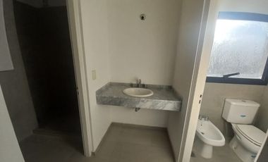 Casa en venta c/ cochera en La Hornilla