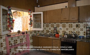 Chalet en venta c/ cochera en Burzaco