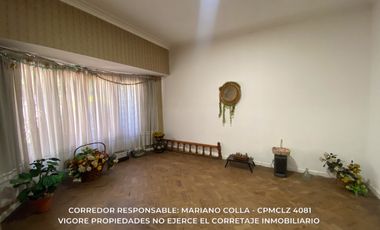 Chalet en venta c/ cochera en Burzaco