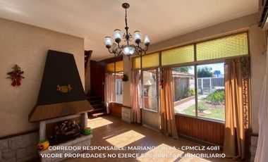 Chalet en venta c/ cochera en Burzaco