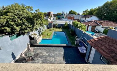 CASA 5 AMBIENTES EN VENTA TEMPERLEY CON JARDIN