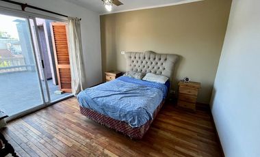 CASA 5 AMBIENTES EN VENTA TEMPERLEY CON JARDIN