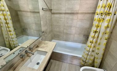 CASA 5 AMBIENTES EN VENTA TEMPERLEY CON JARDIN