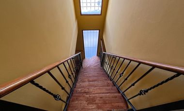 CASA 5 AMBIENTES EN VENTA TEMPERLEY CON JARDIN