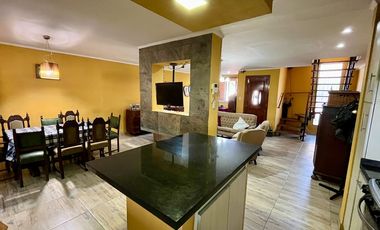 CASA 5 AMBIENTES EN VENTA TEMPERLEY CON JARDIN