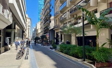 Oficina AAA alquiler Retiro con cochera