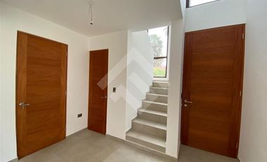 Casa en Arriendo en Centro Isla de Maipo