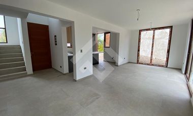 Casa en Arriendo en Centro Isla de Maipo