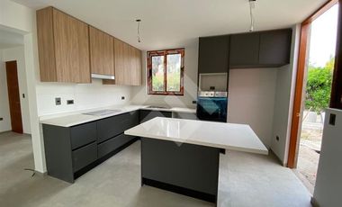 Casa en Arriendo en Centro Isla de Maipo