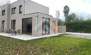 Casa en Arriendo en Centro Isla de Maipo