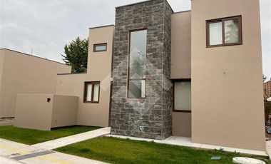 Casa en Arriendo en Centro Isla de Maipo