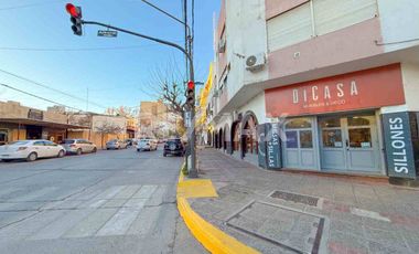 LOCAL EN VENTA, CENTRO DE NEUQUEN CAPITAL