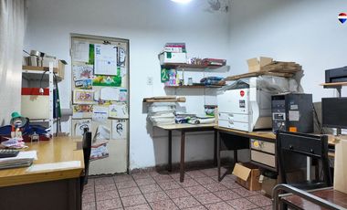 VENTA CASA  3 AMB LOCAL ,TALLER Y COCHERA DOMINICO