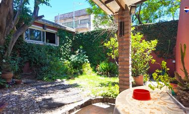 VENTA CASA  3 AMB LOCAL ,TALLER Y COCHERA DOMINICO