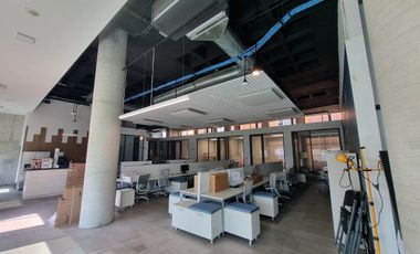 Oficina en renta de 827m2 en proyecto mixto zona Obispado - Monterrey