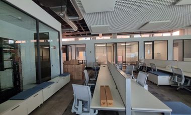 Oficina en renta de 827m2 en proyecto mixto zona Obispado - Monterrey