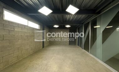 Venta Oficinas con Bodega México Nuevo, Atizapán de Zaragoza, EDOMEX