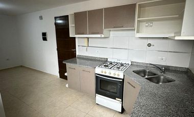 Departamento en  alquiler en Congreso al 600