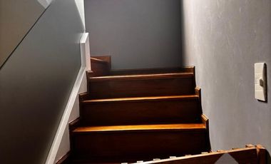 Venta casa 4 dom. estudio, quincho, piscina, Calle Los Cipreses Barrio Rio Grande.- Neuquén cap.-