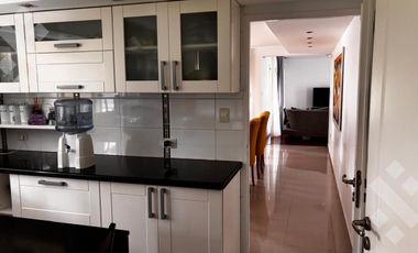 Venta casa 4 dom. estudio, quincho, piscina, Calle Los Cipreses Barrio Rio Grande.- Neuquén cap.-