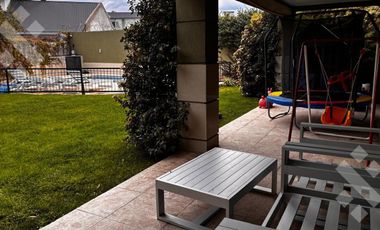 Venta casa 4 dom. estudio, quincho, piscina, Calle Los Cipreses Barrio Rio Grande.- Neuquén cap.-