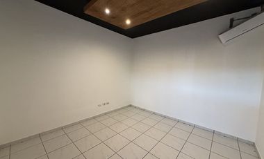 Nave Industrial de 5,584 m² en PIVA