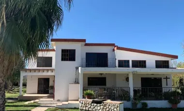 HERMOSA QUINTA EN VENTA