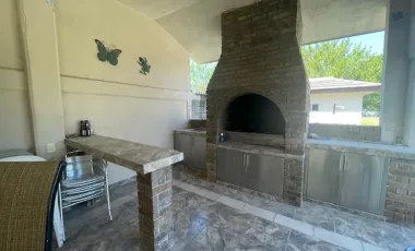 Quinta en venta en Cienega de Flores Centro, Ciénega de Flores, Nuevo León