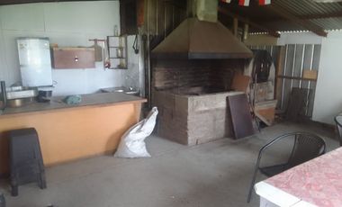 SE VENDE AMPLIA CASA EN CONDOMINIO 5 DORMITORIO