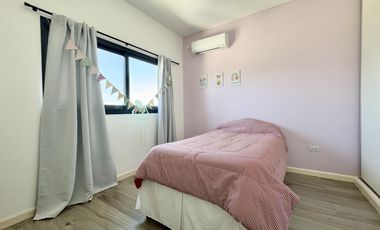 Casa en venta barrio Lagos de Canning