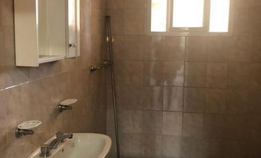 3 Locales dos 2 dptos y fondo libre todo en block