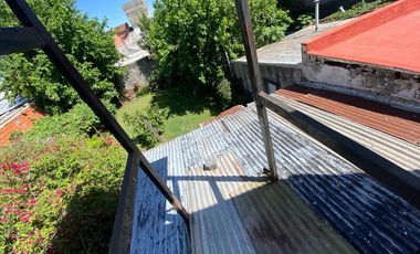 3 Locales dos 2 dptos y fondo libre todo en block