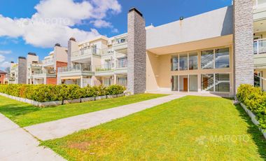 DEPARTAMENTO EN DUPLEX EN VENTA EN COMPLEJO ALTOS DE MASCHWITZ - MAROTO PROPIEDADES