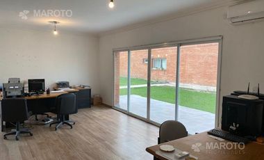 DEPARTAMENTO EN DUPLEX EN VENTA EN COMPLEJO ALTOS DE MASCHWITZ - MAROTO PROPIEDADES