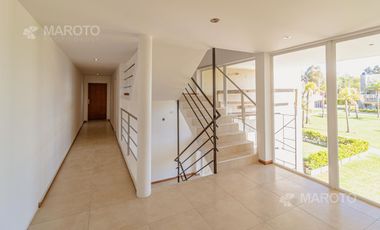 DEPARTAMENTO EN DUPLEX EN VENTA EN COMPLEJO ALTOS DE MASCHWITZ - MAROTO PROPIEDADES