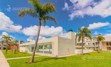 DEPARTAMENTO EN DUPLEX EN VENTA EN COMPLEJO ALTOS DE MASCHWITZ - MAROTO PROPIEDADES