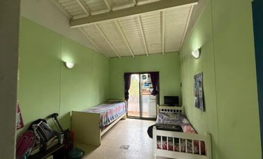 PH galpon seis ambientes en venta en bloque wilde