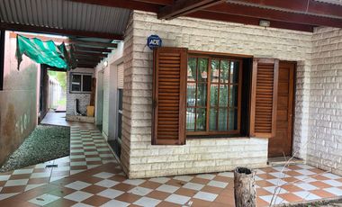 Casa en el centro de Funes - Ideal Proyecto Comercial