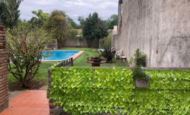 Casa en el centro de Funes - Ideal Proyecto Comercial