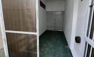 ALQUILER CASA 4 AMBIENTES EN LOMAS DEL MIRADOR