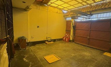 Casa en  Venta Zonificación Comercial en Avenida en Sam Juan de Miraflores