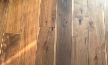 Casa en VENTA y RENTA adentro de Lomas Country con jardín (sin amueblar)