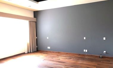 Casa en VENTA y RENTA adentro de Lomas Country con jardín (sin amueblar)